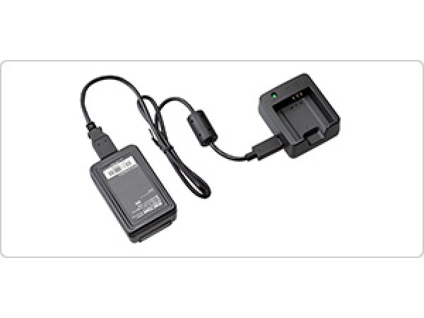 Pentax Ricoh Charger Kit K-BC183E Kaufuniversum - Pentax Ricoh Charger Kit K-BC183E
