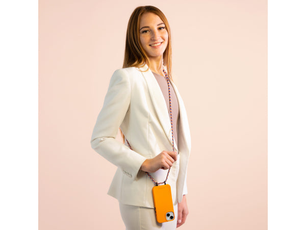 CASEME Cover Bond – Hülle für iPhone 14/13 mit abnehmbarem Umhängeband Kaufuniversum - CASEME Cover Bond – Hülle für iPhone 14/13 mit abnehmbarem Umhängeband