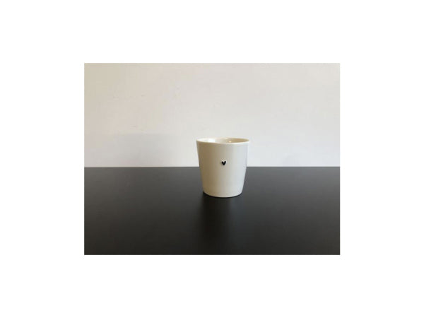 Kaufuniversum - Schneider Korbwaren Tasse mit schwarzem Herz