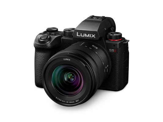 Kaufuniversum - Panasonic Lumix S5M2 Kit mit 20-60mm