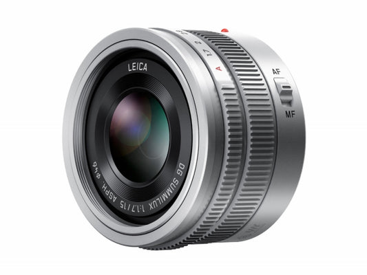 Kaufuniversum - Panasonic Leica DG 15mm 1.7 Silver