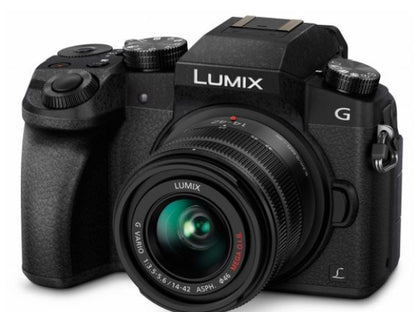 Panasonic DMC-G70 + 14-42mm black