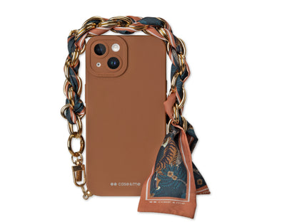 CASEME Hülle für das iPhone 13 mit Handgelenkkette und Foulard
